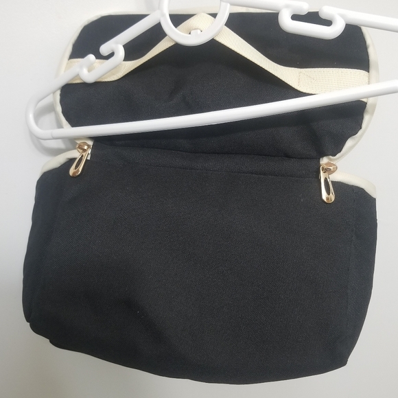 VGUC intricate laptop-friendly backpack w matching lunchbag - Picture 3 of 13